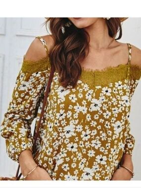 KEILY Cotton Blend Floral Print Off-the-Shoulder blouse top Size Small NWT
